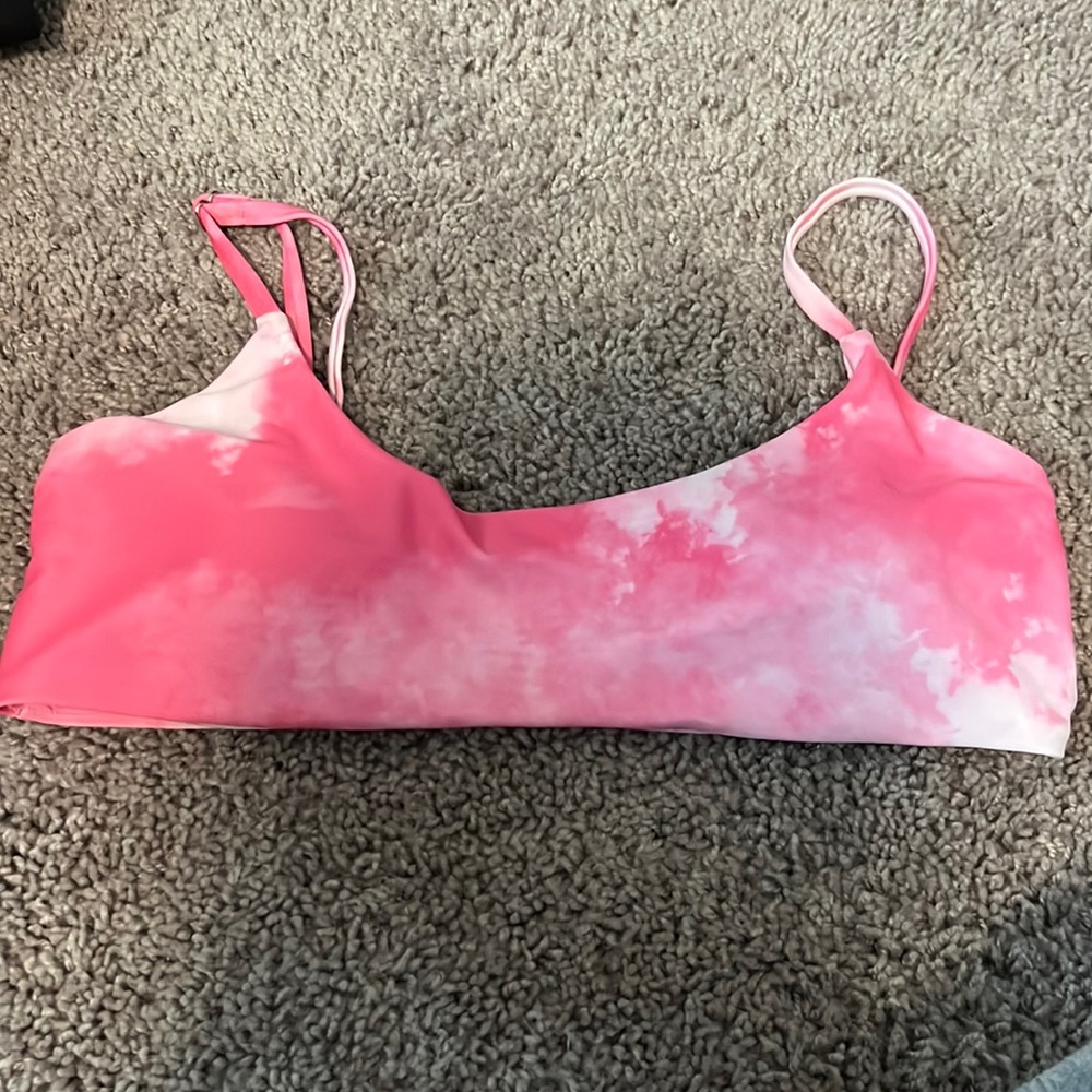 Women’s baiting suit